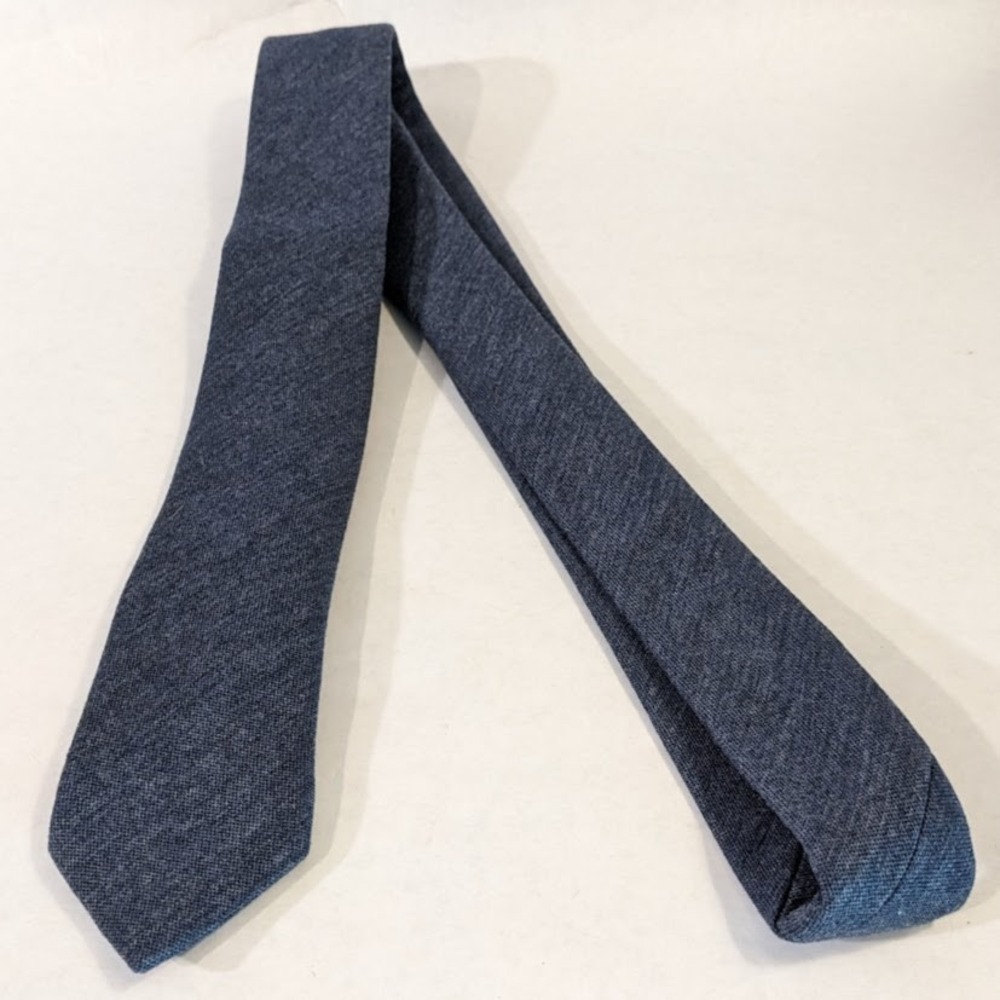 Original Penguin Mens Slim Necktie Gray Blue Heathered Textured Poly Rayon Blend